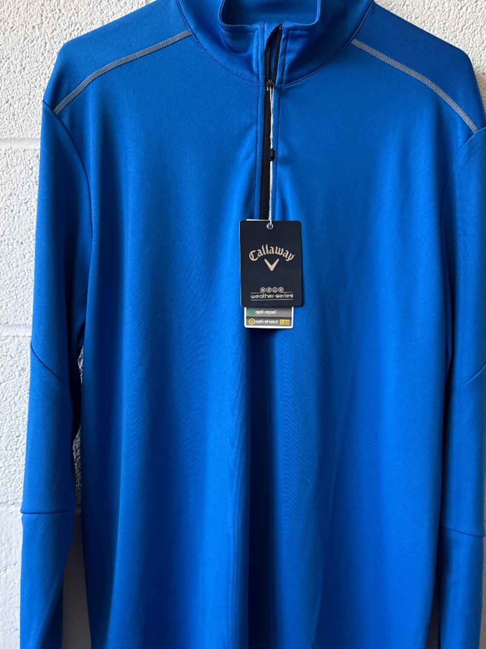 Callaway men’s opti series  blue quarter zip.